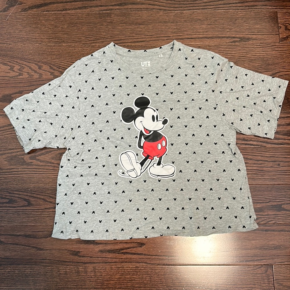 Uniqlo Disney T-Shirt | Women’s Size L